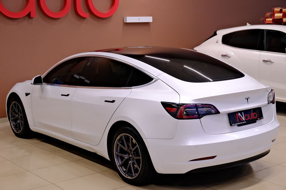 Продам Tesla Model 3 2019 года в Одессе