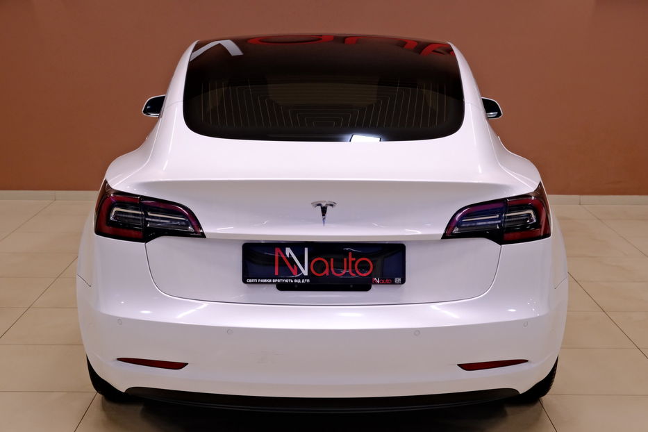 Продам Tesla Model 3 2019 года в Одессе