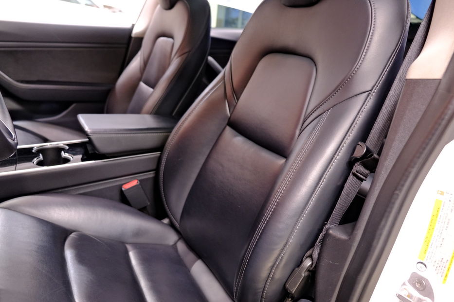 Продам Tesla Model 3 2019 года в Одессе