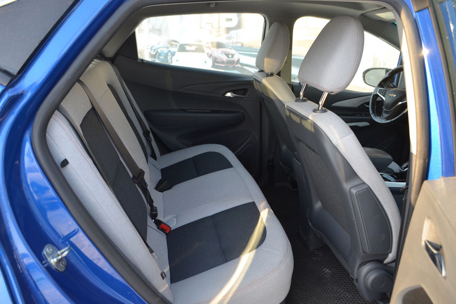 Продам Chevrolet Bolt 65 kWh (200 к.с.) 2021 года в Киеве