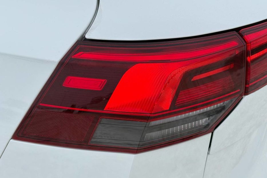 Продам Volkswagen Golf VII Variant Life 2.0TDI NE MALOVAN 2021 года в Львове