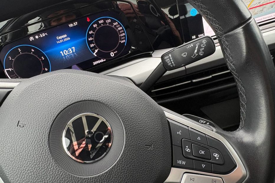 Продам Volkswagen Golf VII Variant Life 2.0TDI NE MALOVAN 2021 года в Львове