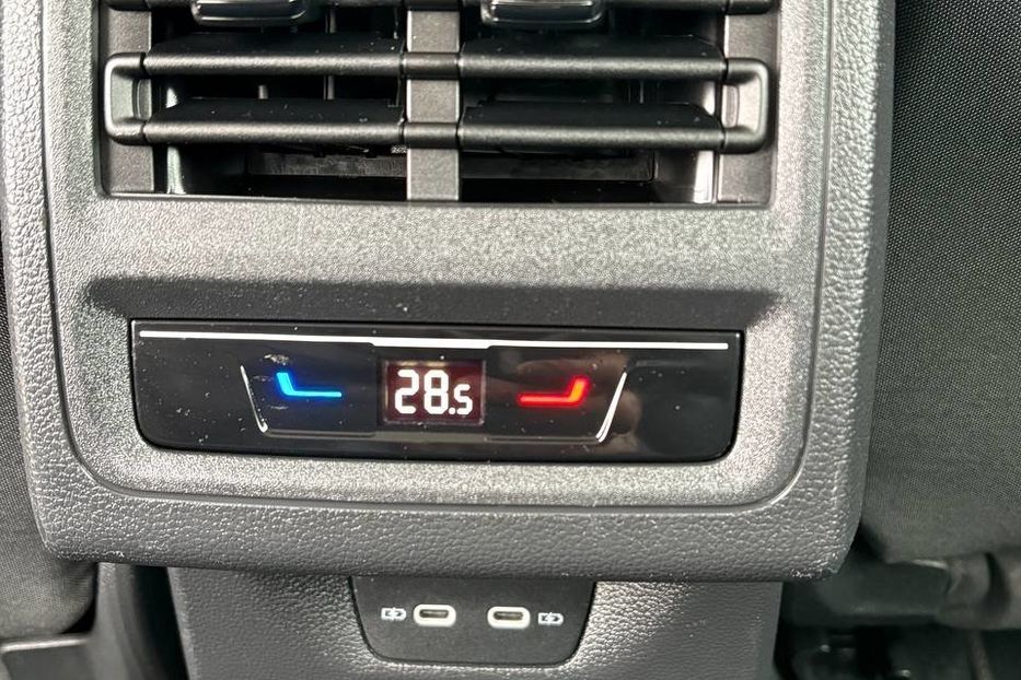 Продам Volkswagen Golf VII Variant Life 2.0TDI NE MALOVAN 2021 года в Львове