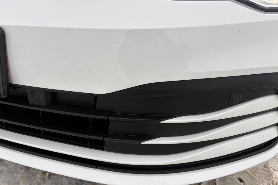 Продам Volkswagen Golf VII Variant Life 2.0TDI NE MALOVAN 2021 года в Львове