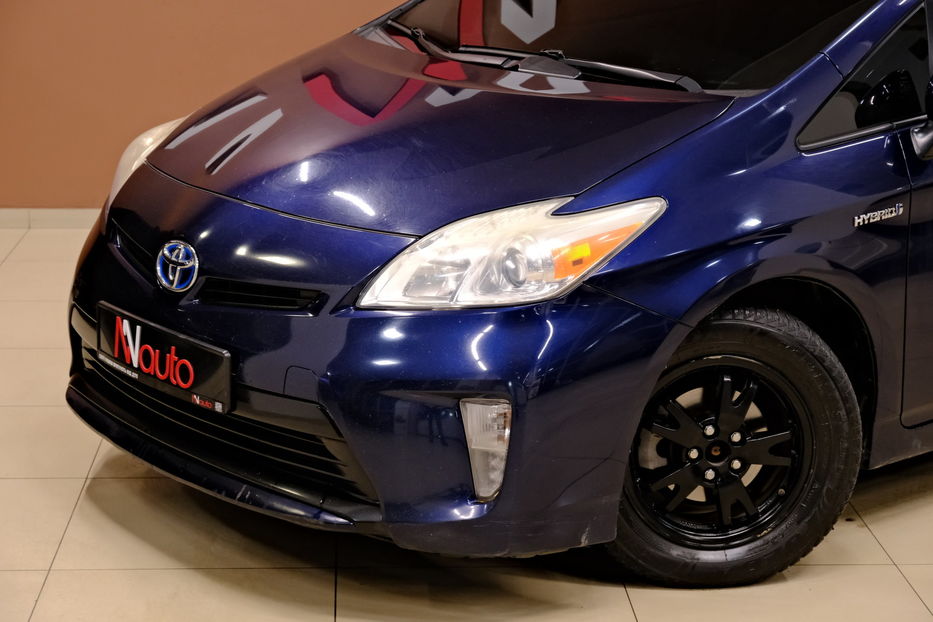 Продам Toyota Prius 2012 года в Одессе