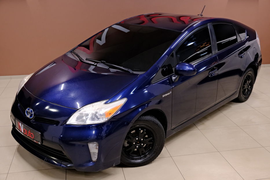 Продам Toyota Prius 2012 года в Одессе