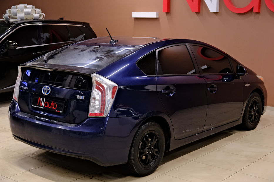 Продам Toyota Prius 2012 года в Одессе
