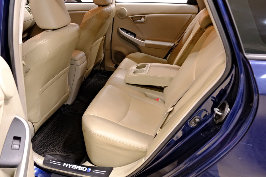 Продам Toyota Prius 2012 года в Одессе