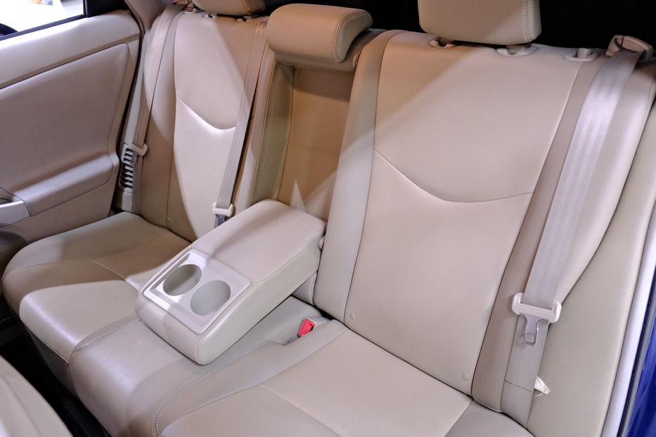 Продам Toyota Prius 2012 года в Одессе