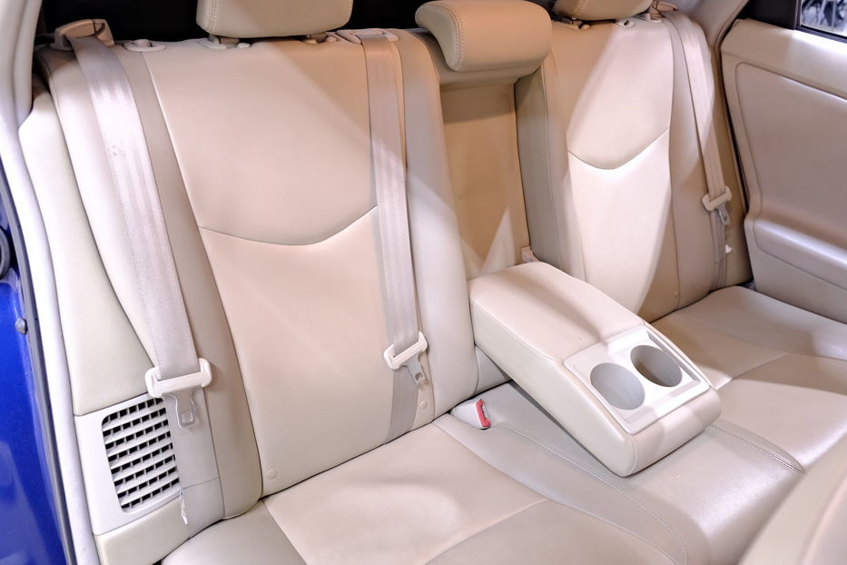 Продам Toyota Prius 2012 года в Одессе