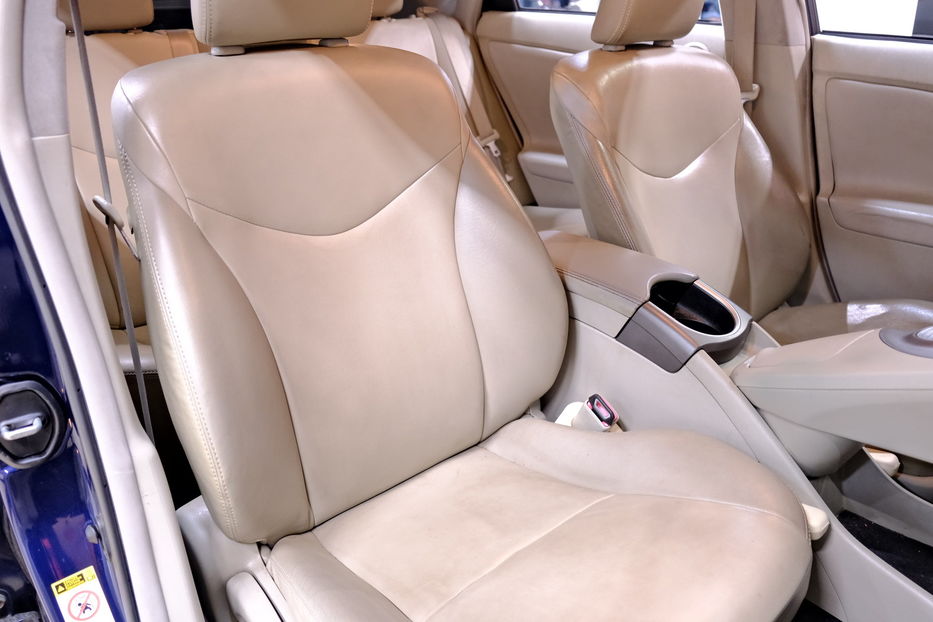 Продам Toyota Prius 2012 года в Одессе