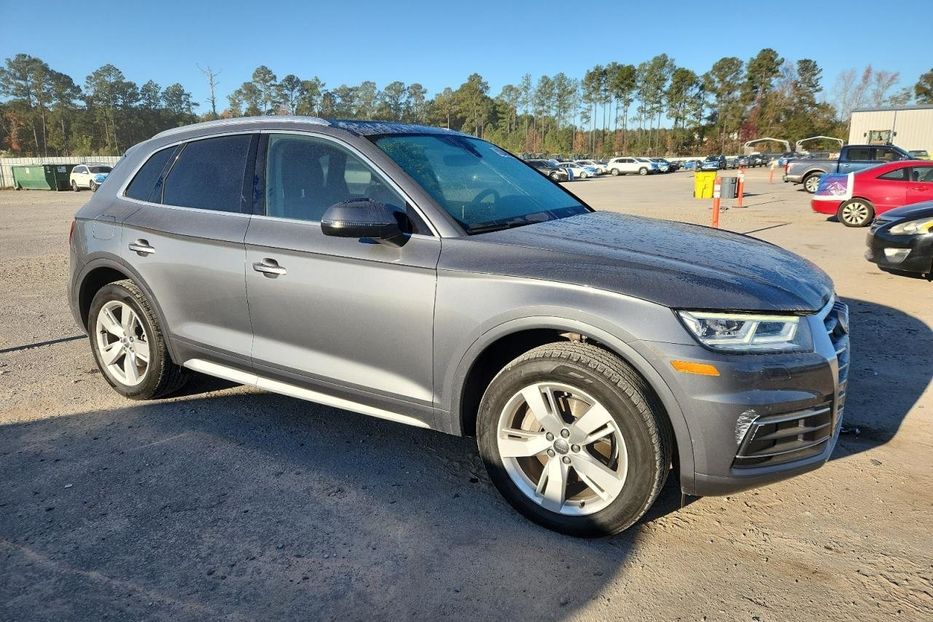 Продам Audi Q5  Premium  2018 года в Львове