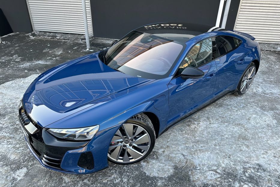 Продам Audi E-Tron RS GT 2022 года в Киеве