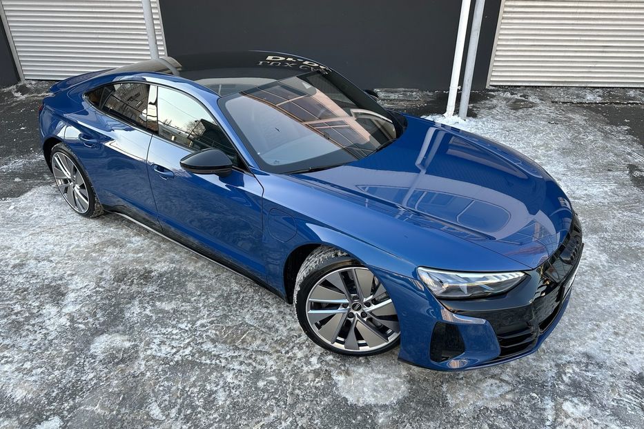 Продам Audi E-Tron RS GT 2022 года в Киеве