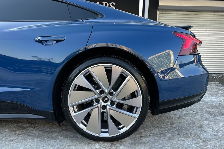 Продам Audi E-Tron RS GT 2022 года в Киеве