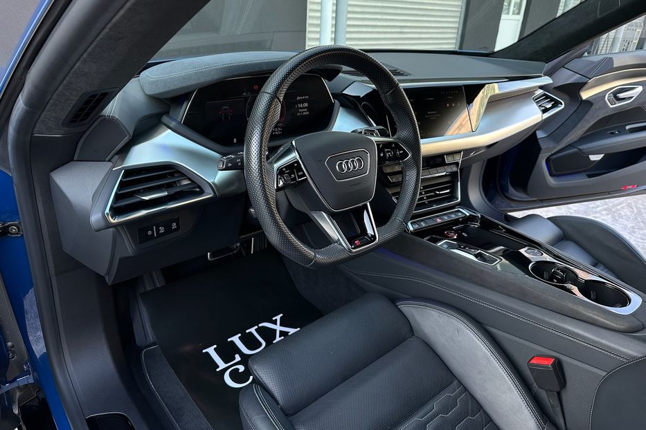 Продам Audi E-Tron RS GT 2022 года в Киеве