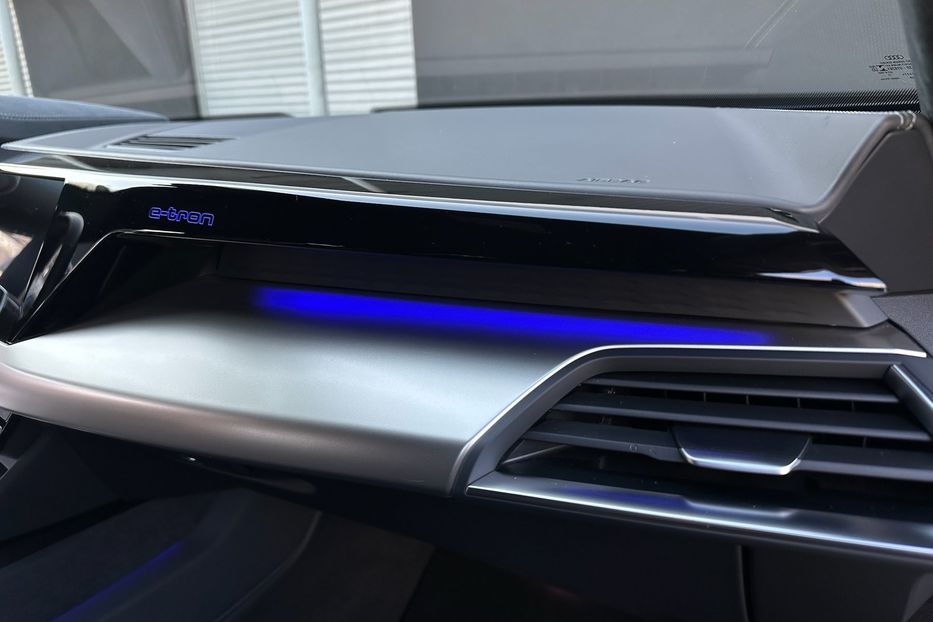 Продам Audi E-Tron RS GT 2022 года в Киеве