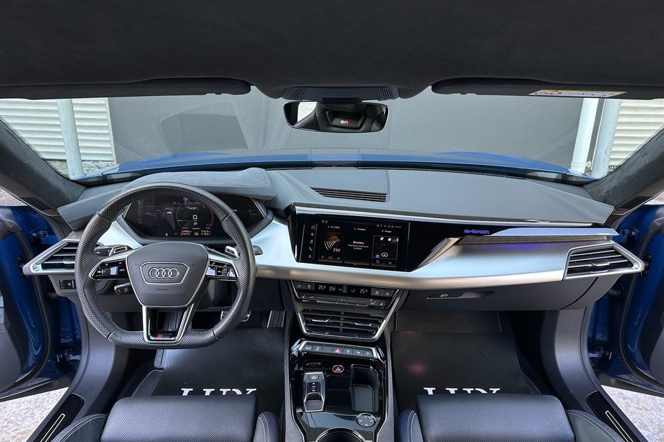 Продам Audi E-Tron RS GT 2022 года в Киеве