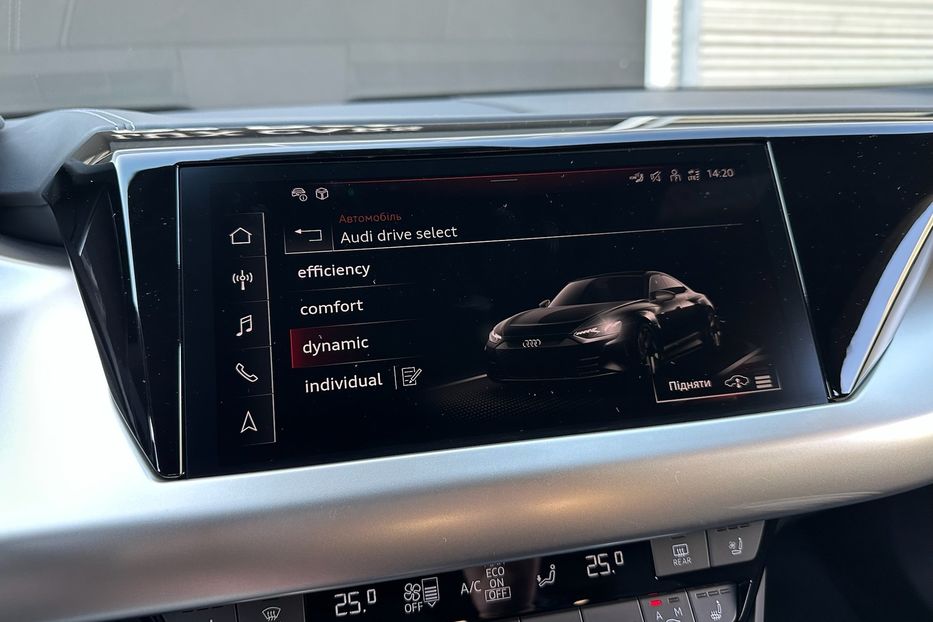 Продам Audi E-Tron RS GT 2022 года в Киеве