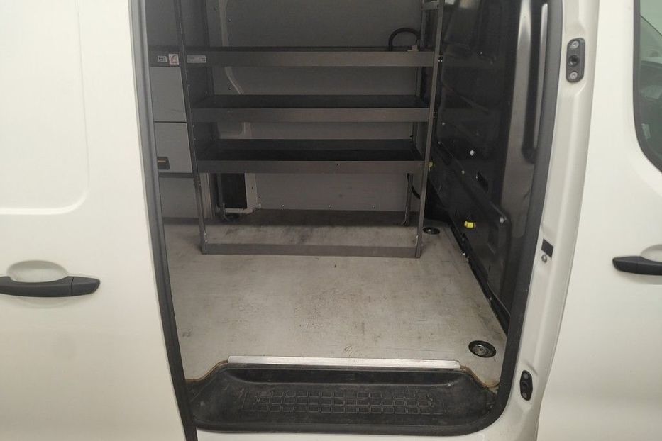 Продам Opel Vivaro груз. 2.0 Turbo 106kW L2H1 Auto 5d 2022 года в Львове