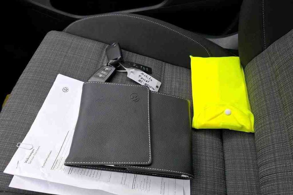 Продам Volkswagen Passat B8 Variant Business 2.0 TDI 2022 года в Львове