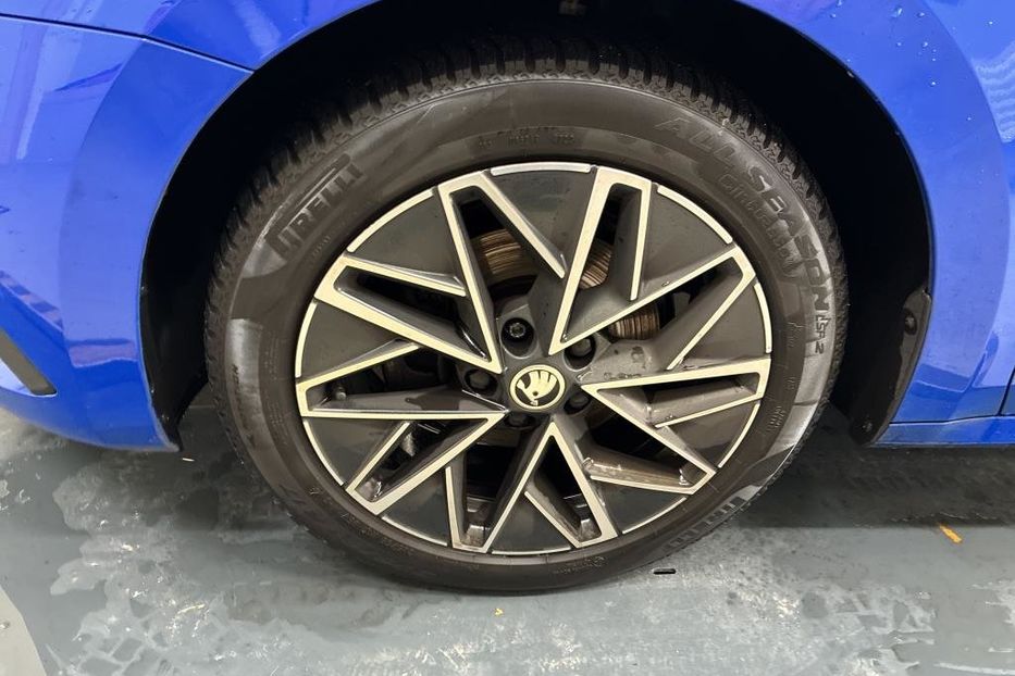 Продам Skoda Octavia A8 Estate Ambition Clever 2.0  2022 года в Львове