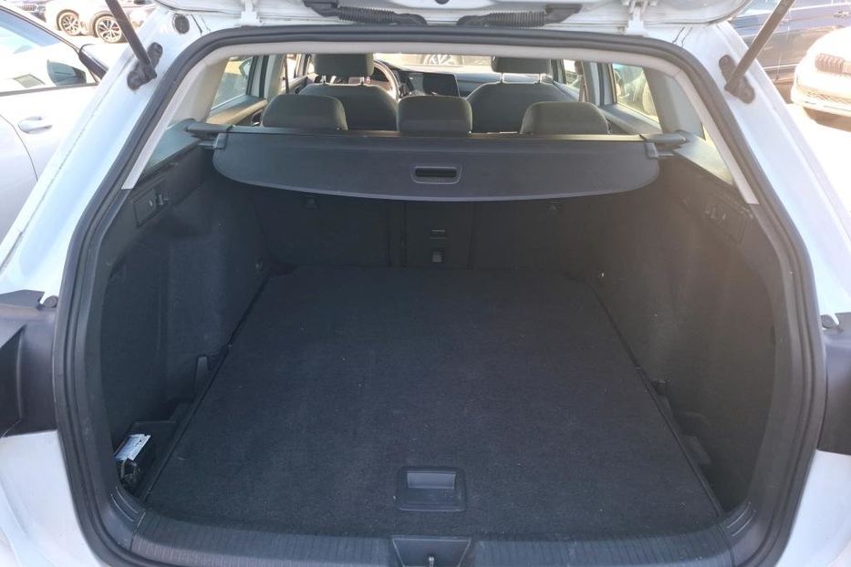 Продам Volkswagen Golf Variant Variant Life 2.0 TDI SCR 2021 года в Львове