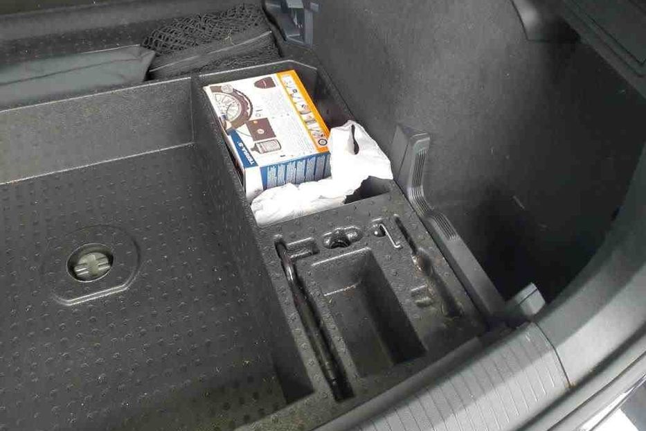 Продам Volkswagen Tiguan Allspace Life 4X4 2.0TDI 147kW 2022 года в Львове