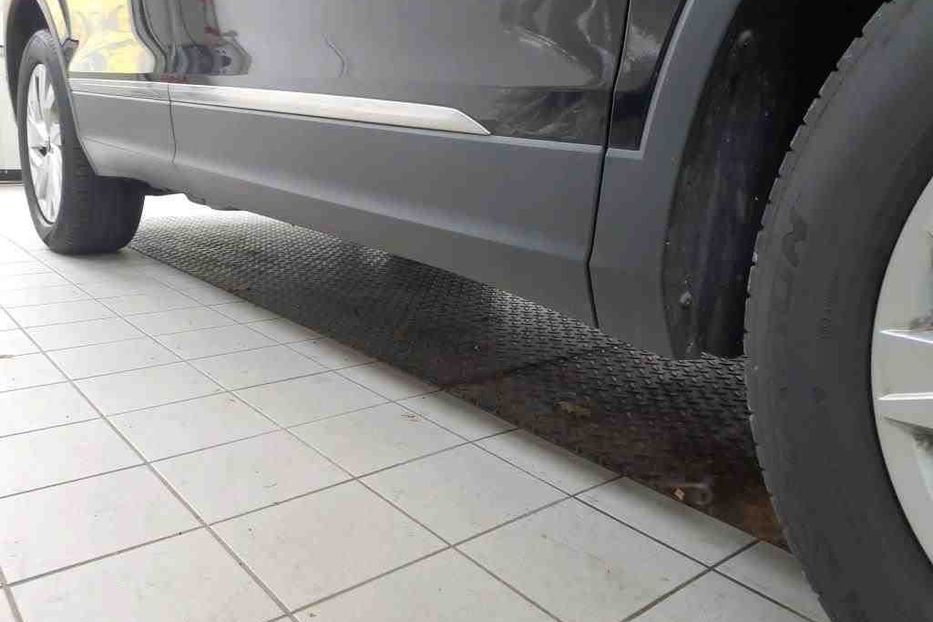 Продам Volkswagen Tiguan Allspace Life 4X4 2.0TDI 147kW 2022 года в Львове