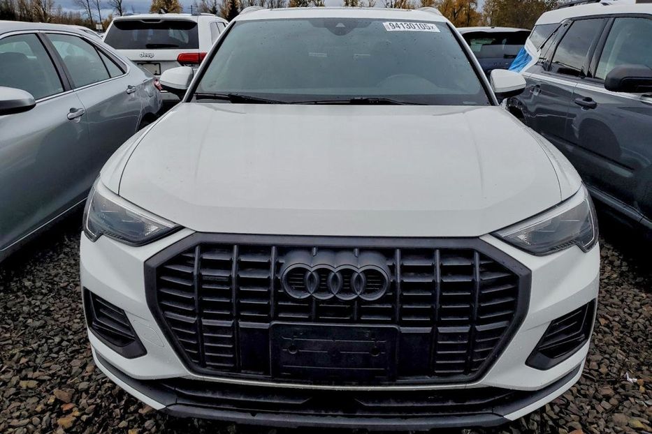 Продам Audi Q3 Premium  2019 года в Львове