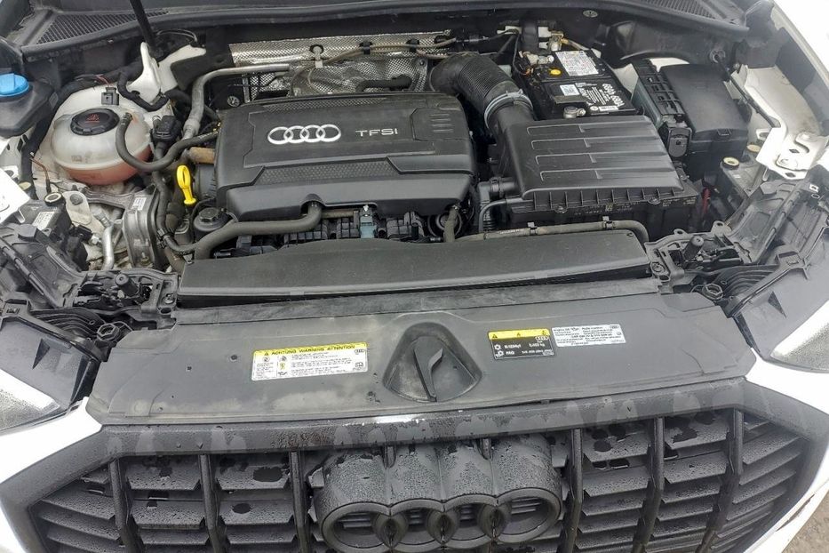 Продам Audi Q3 Premium  2019 года в Львове