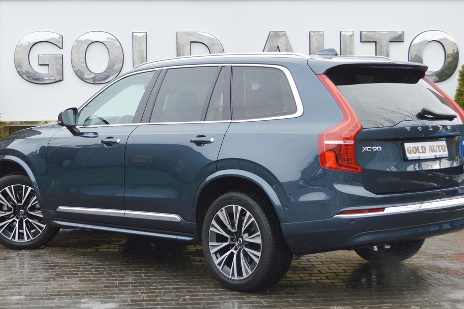 Продам Volvo XC90 B5 AWD 2022 года в Одессе