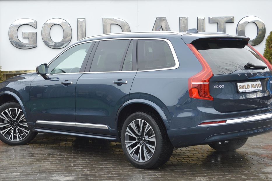 Продам Volvo XC90 B5 AWD 2022 года в Одессе