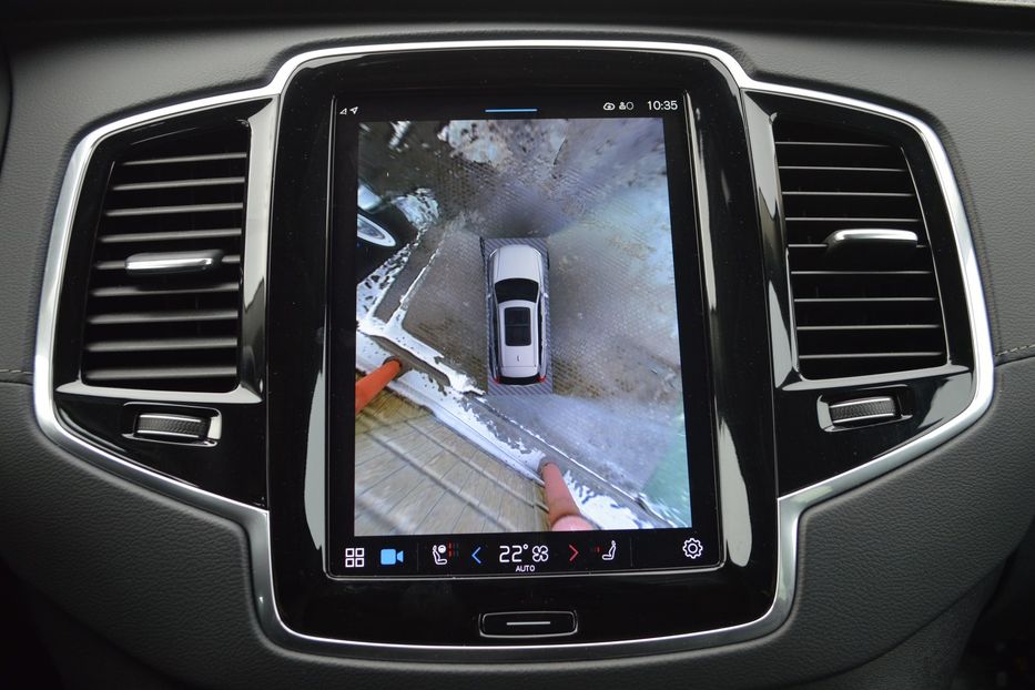 Продам Volvo XC90 B5 AWD 2022 года в Одессе