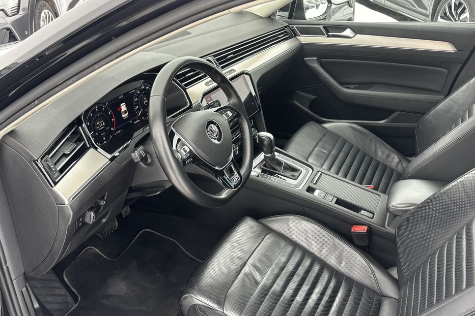 Продам Volkswagen Passat B8 авто у Львові  2019 года в Львове