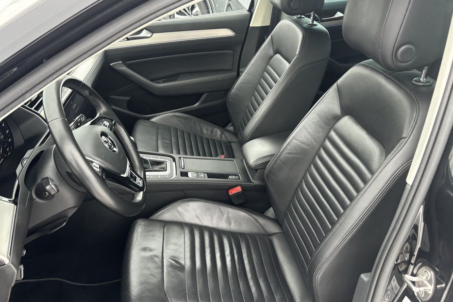 Продам Volkswagen Passat B8 авто у Львові  2019 года в Львове