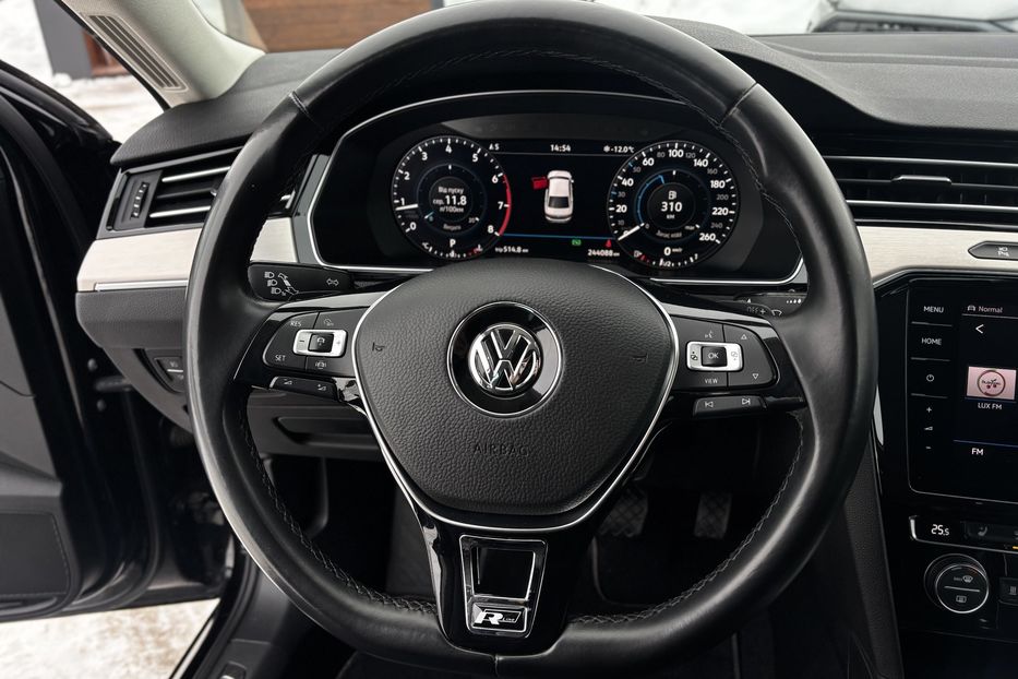 Продам Volkswagen Passat B8 авто у Львові  2019 года в Львове