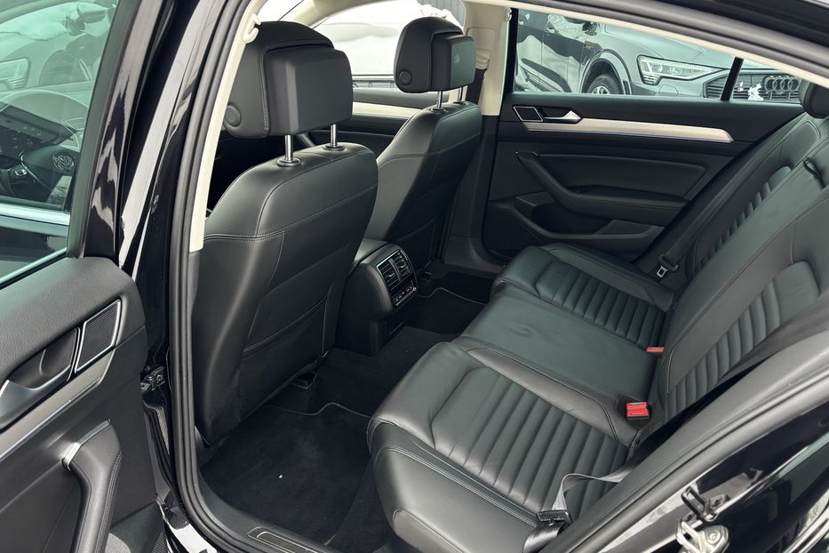 Продам Volkswagen Passat B8 авто у Львові  2019 года в Львове