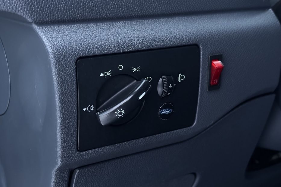 Продам Ford Transit пасс. 2009 года в Львове