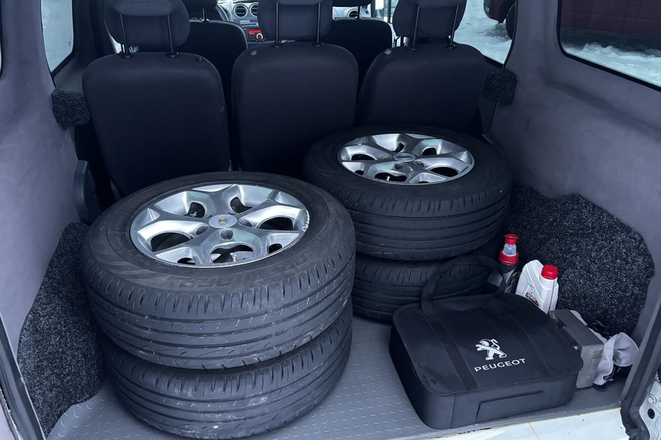 Продам Ford Transit пасс. 2009 года в Львове