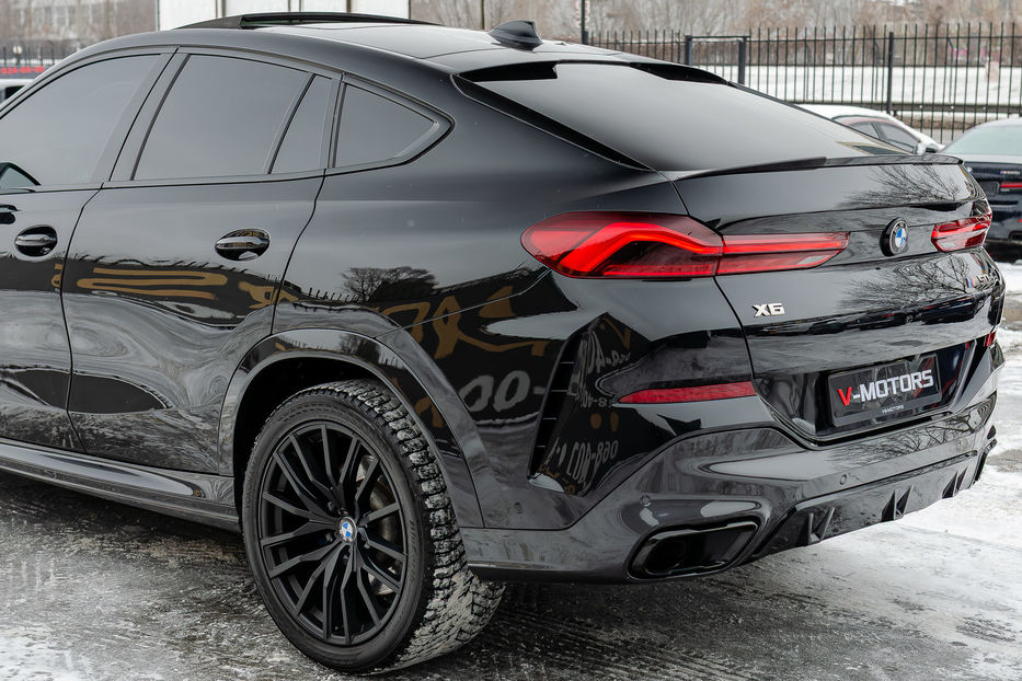 Продам BMW X6 M50d Xdrive 2020 года в Киеве