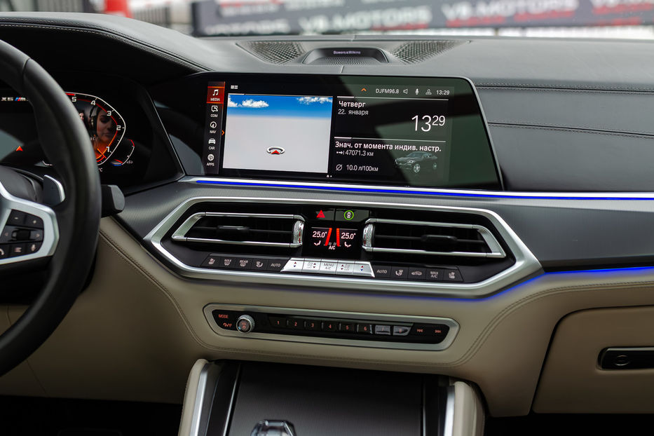 Продам BMW X6 M50d Xdrive 2020 года в Киеве