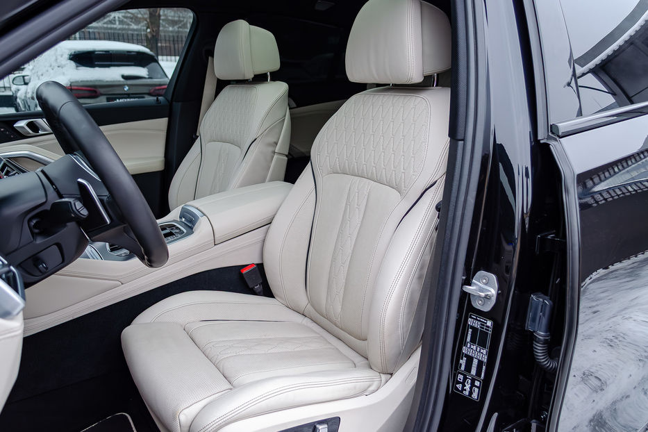 Продам BMW X6 M50d Xdrive 2020 года в Киеве