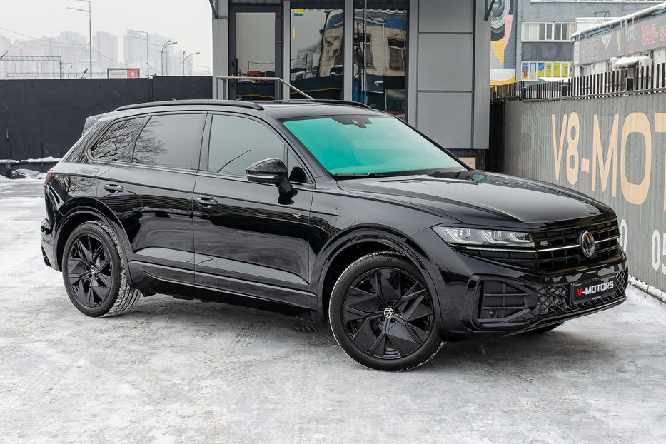 Продам Volkswagen Touareg R-Line 3.0TDI 2024 года в Киеве