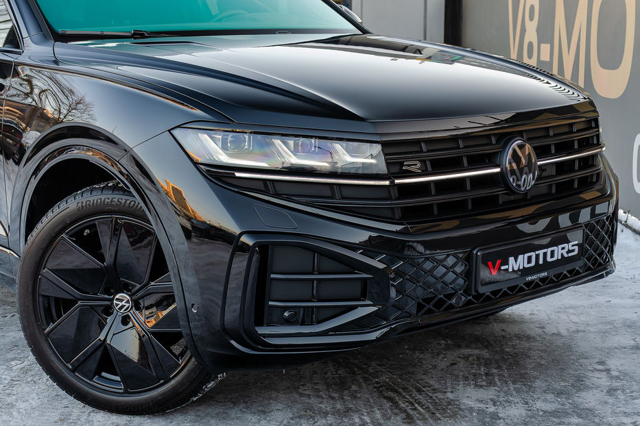 Продам Volkswagen Touareg R-Line 3.0TDI 2024 года в Киеве