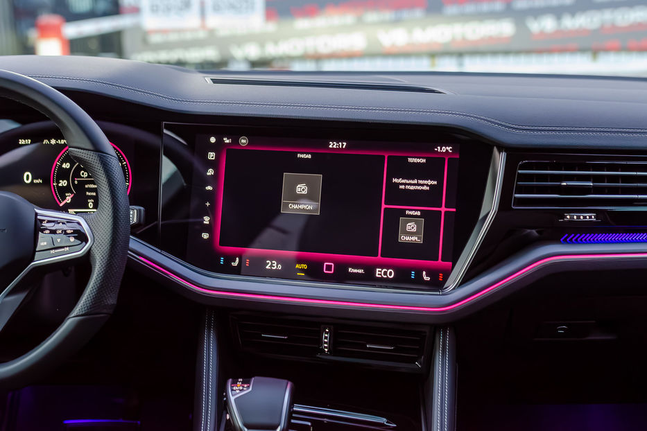 Продам Volkswagen Touareg R-Line 3.0TDI 2024 года в Киеве