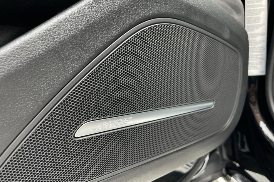 Продам Audi A8 LONG QUATTRO 2016 года в Киеве