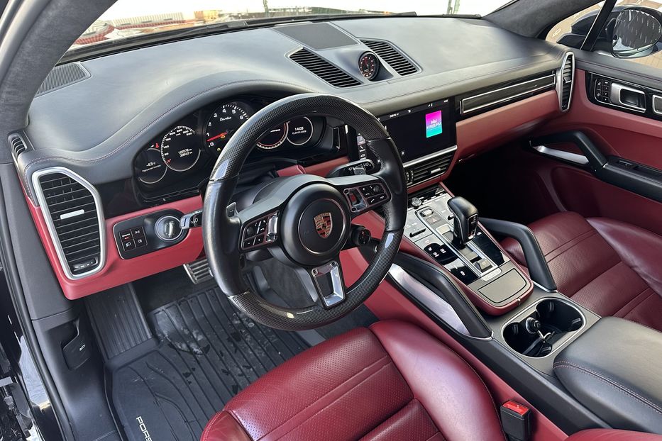 Продам Porsche Cayenne Turbo 2019 года в Киеве