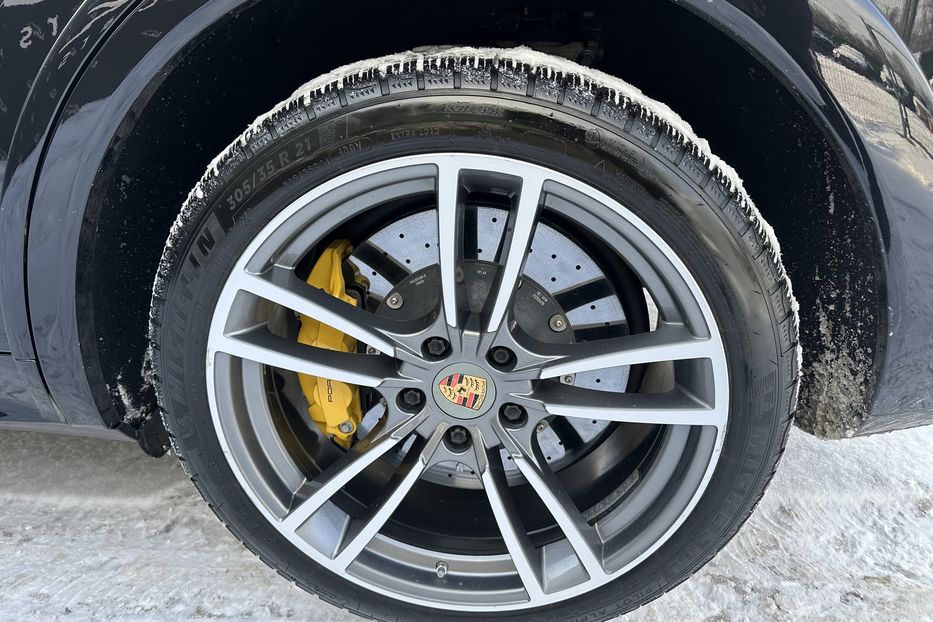 Продам Porsche Cayenne Turbo 2019 года в Киеве