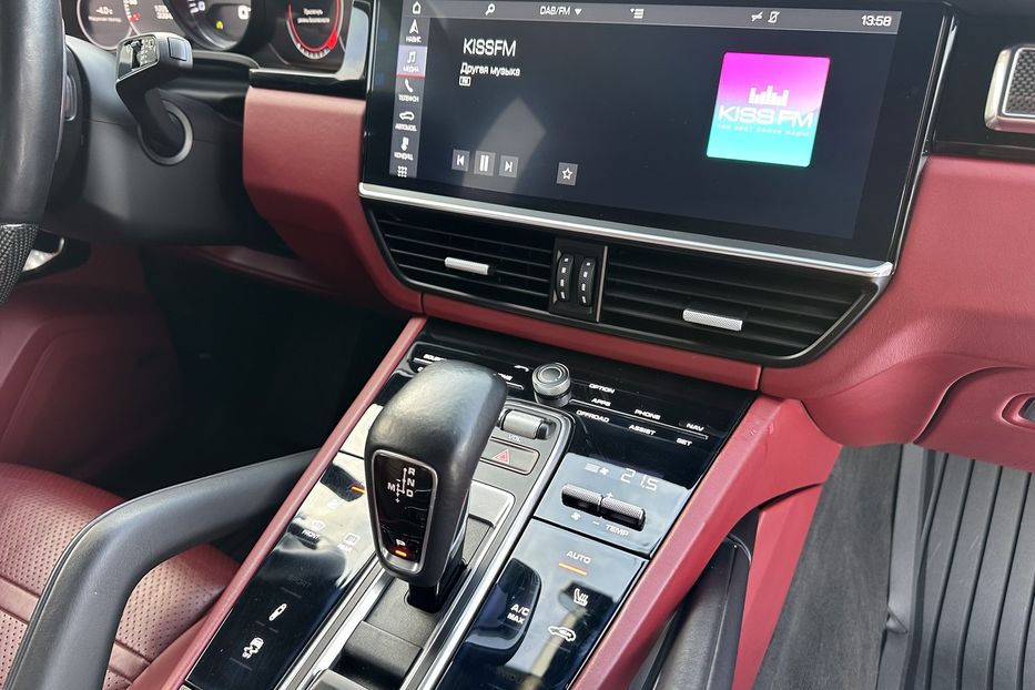 Продам Porsche Cayenne Turbo 2019 года в Киеве